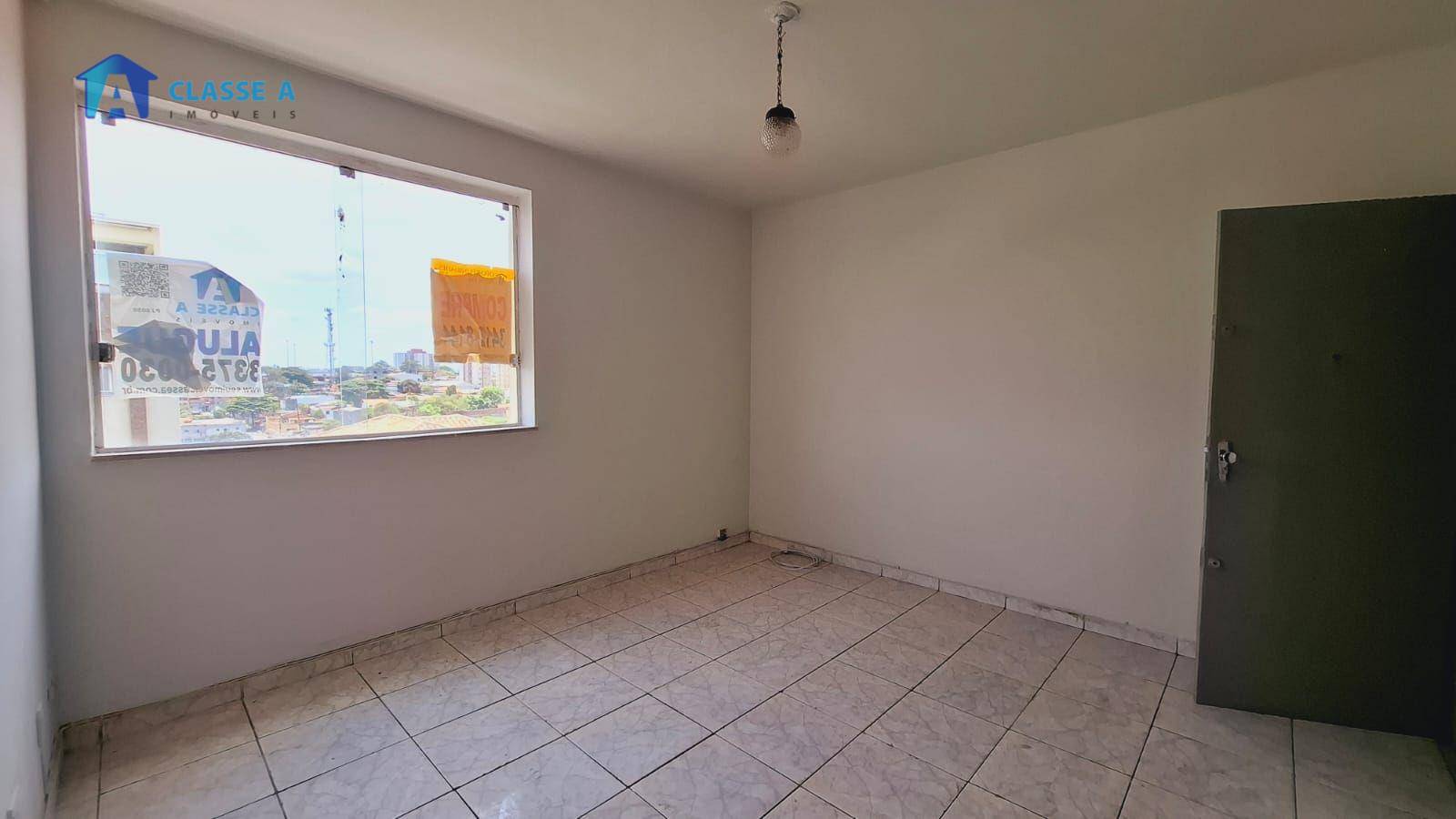 Apartamento à venda com 3 quartos, 106m² - Foto 1