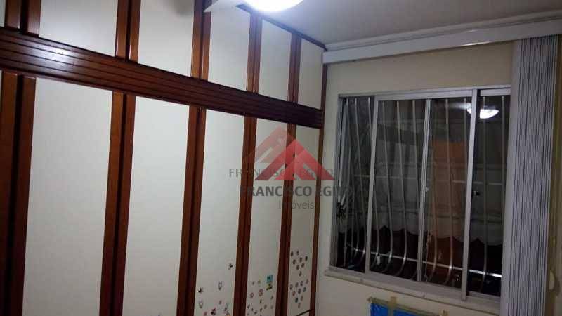 Apartamento à venda com 2 quartos, 75m² - Foto 10