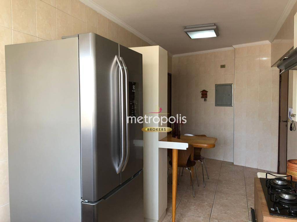 Apartamento à venda com 3 quartos, 137m² - Foto 13