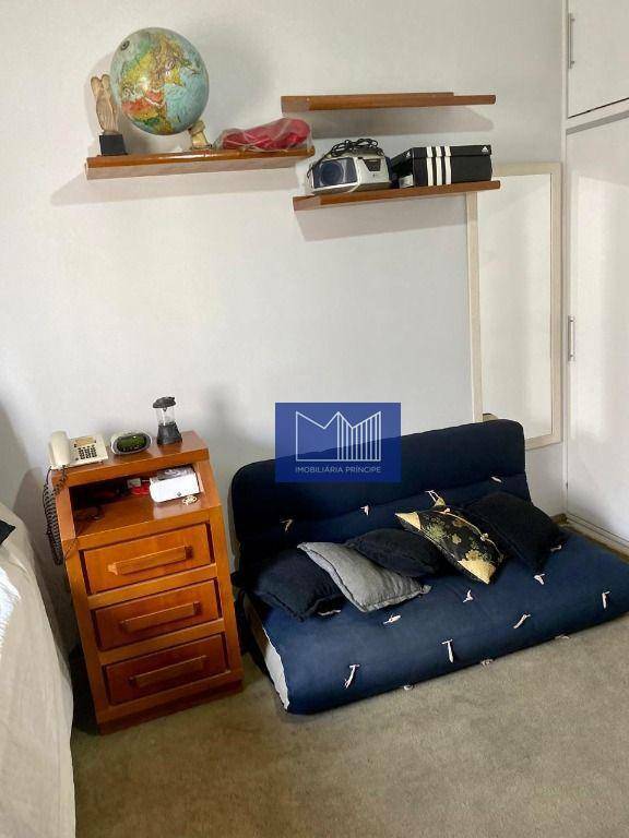 Apartamento à venda com 3 quartos, 141m² - Foto 32