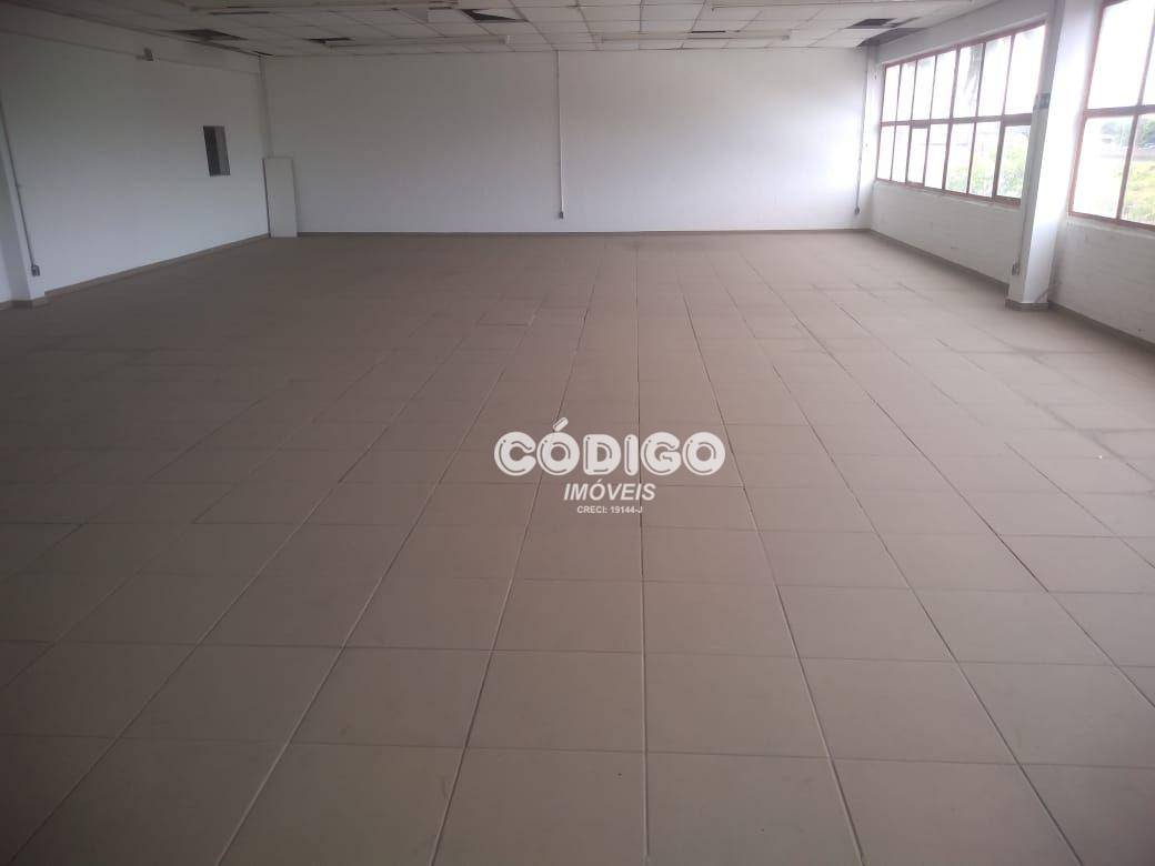 Depósito-Galpão-Armazém para alugar, 2400m² - Foto 15