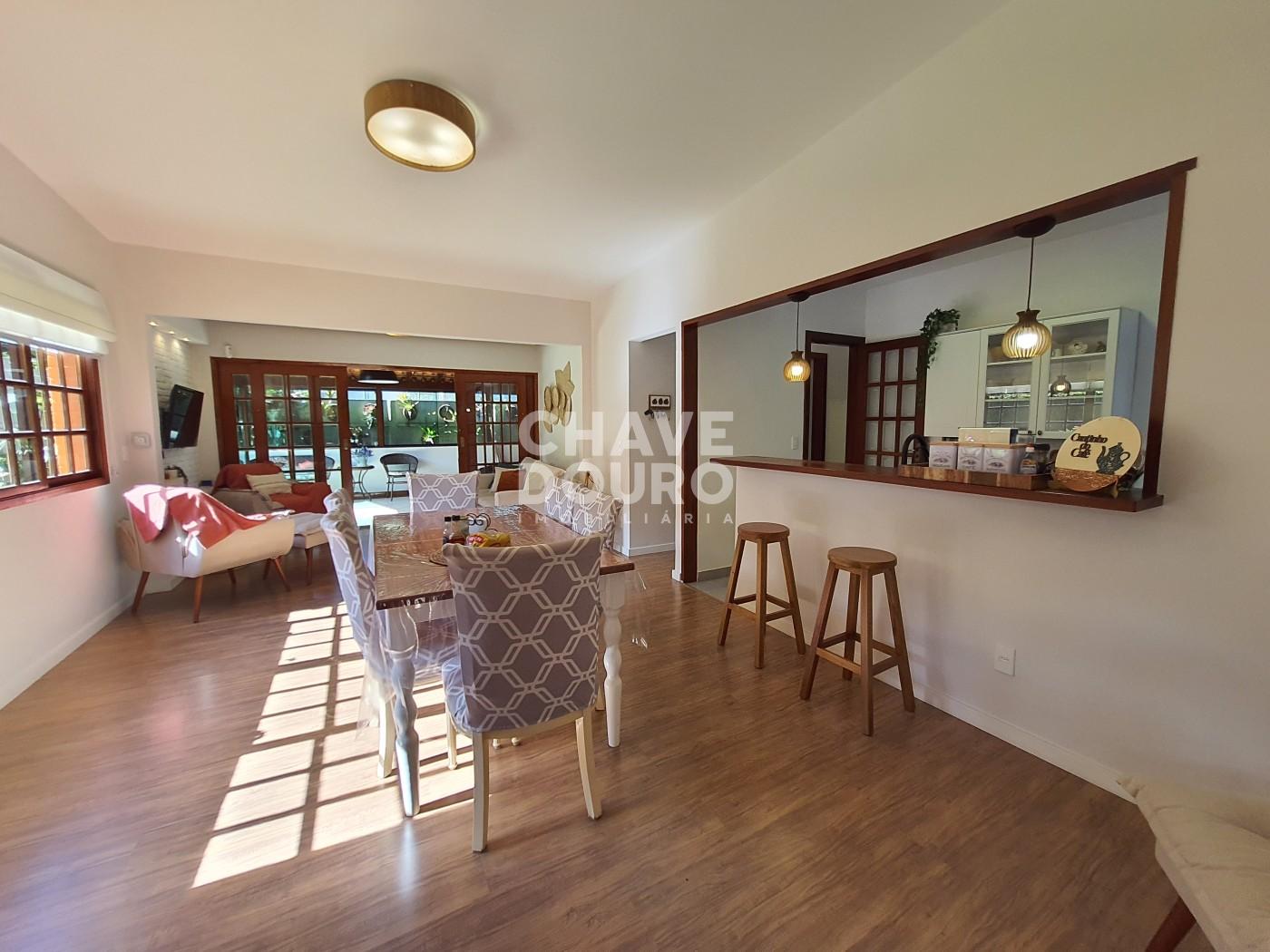 Casa à venda com 3 quartos, 173m² - Foto 13