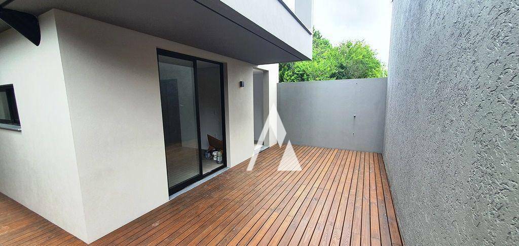 Casa à venda com 3 quartos, 164m² - Foto 7