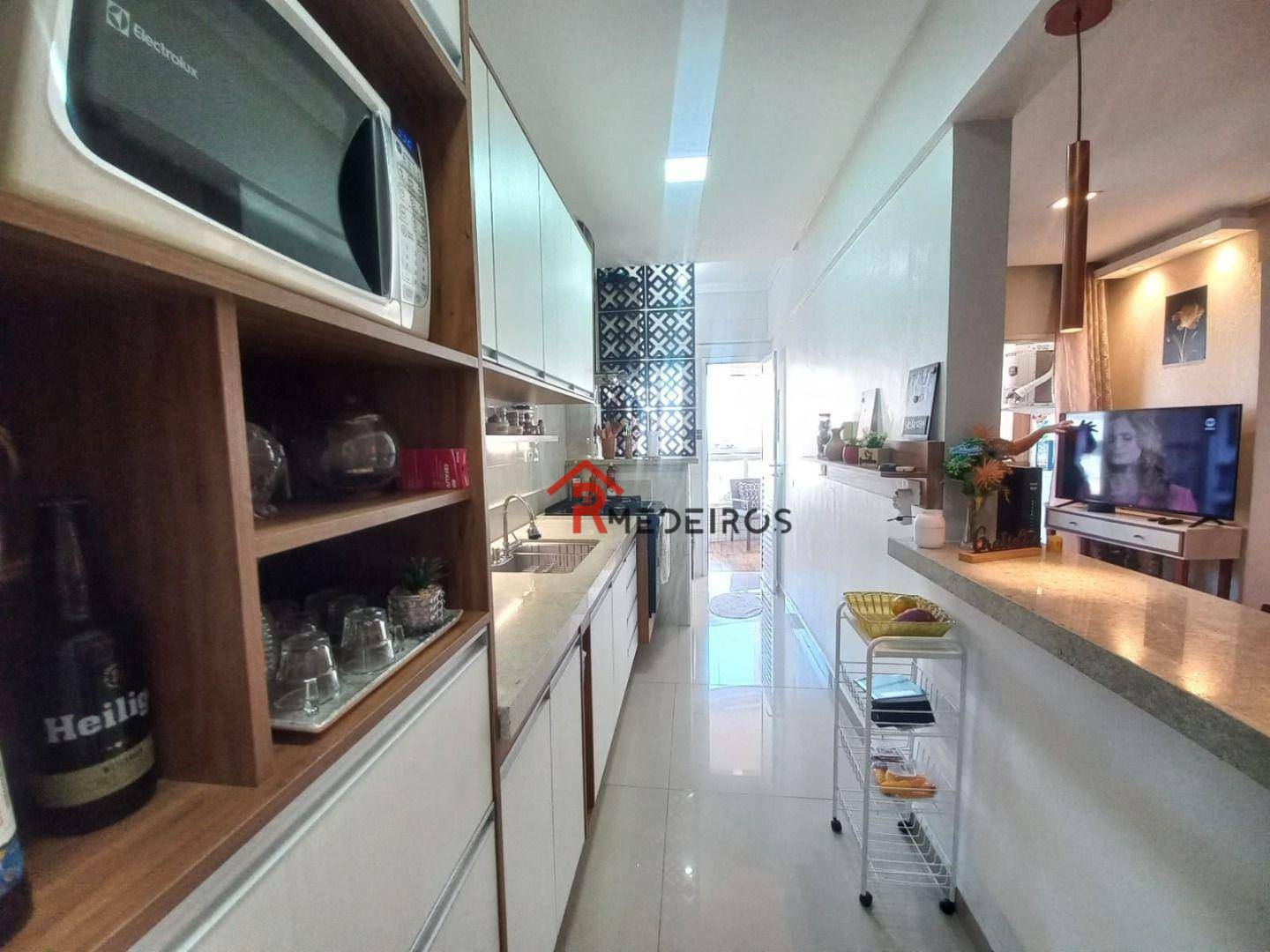 Apartamento à venda com 2 quartos, 72m² - Foto 6