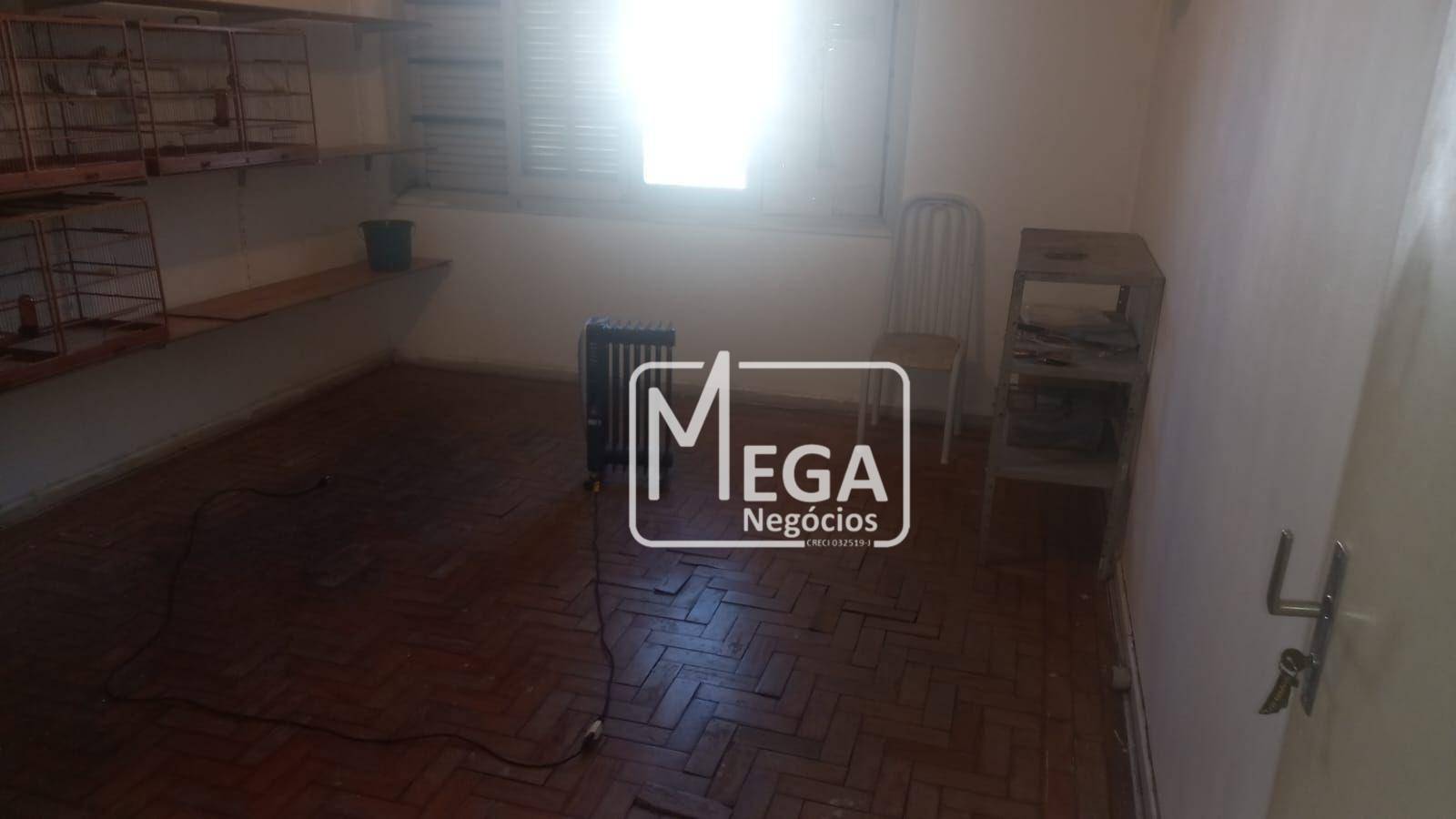 Casa à venda com 3 quartos, 165m² - Foto 1