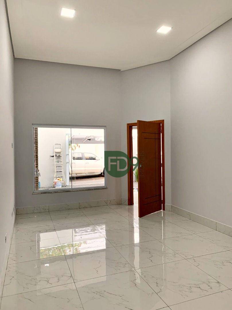 Casa à venda com 3 quartos, 118m² - Foto 3