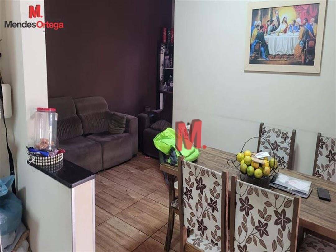 Casa à venda com 3 quartos, 118m² - Foto 2