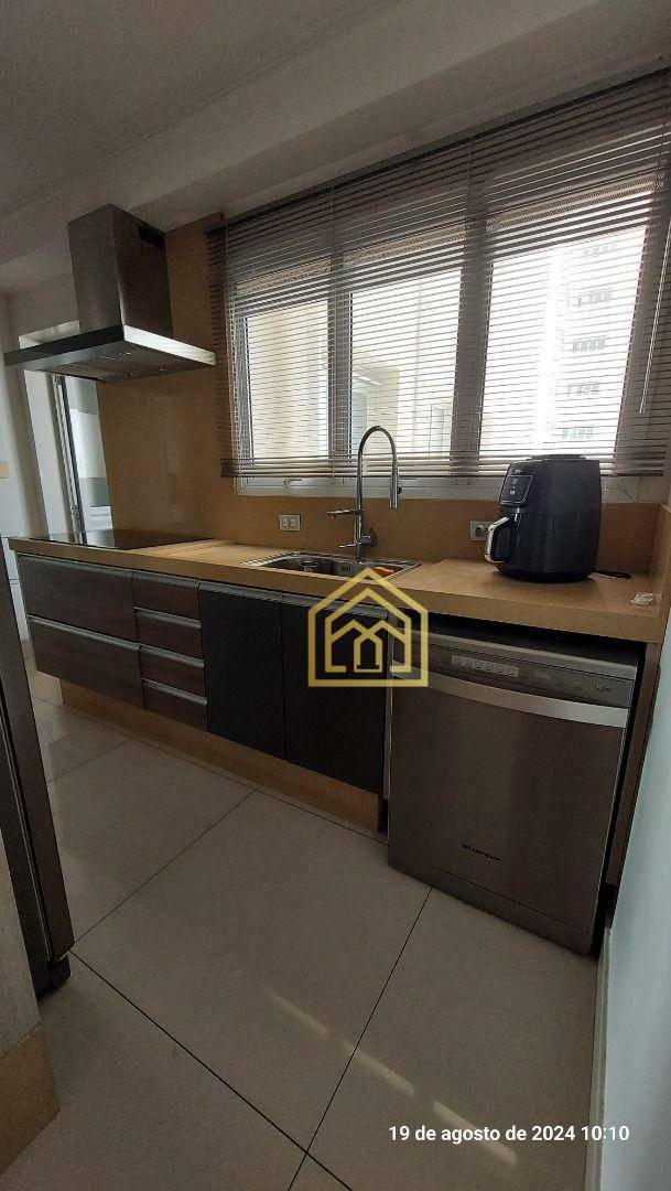 Apartamento à venda com 3 quartos, 123m² - Foto 10