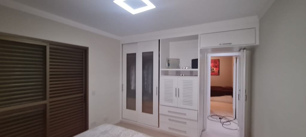 Apartamento à venda com 3 quartos, 128m² - Foto 9