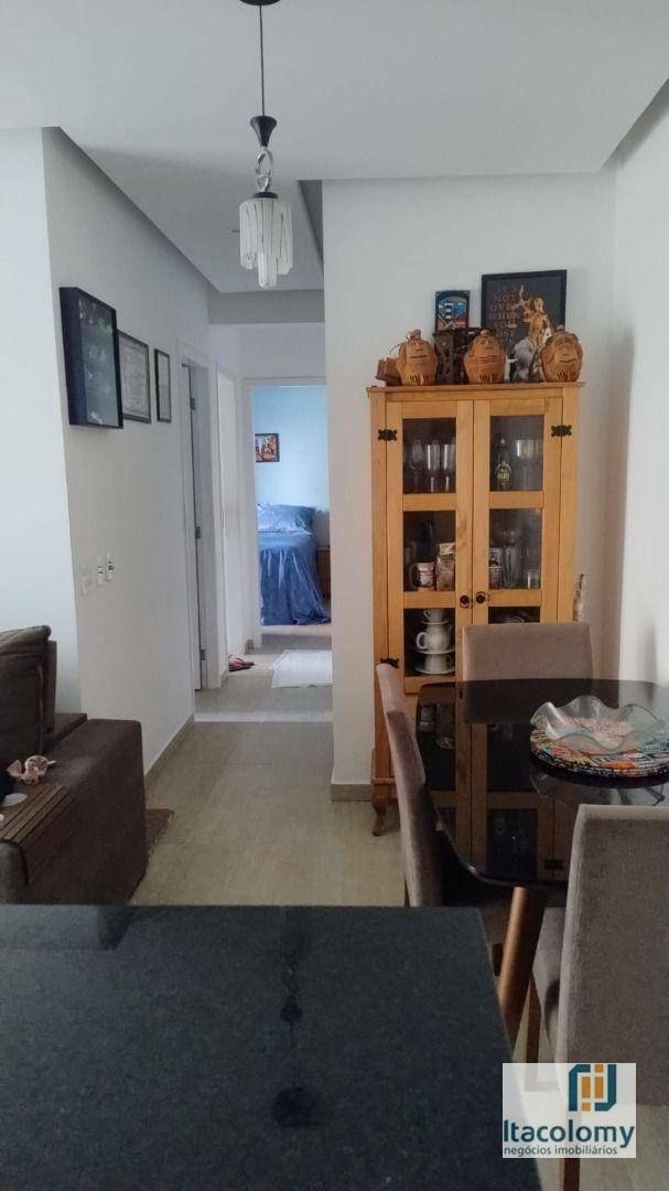 Apartamento à venda com 2 quartos, 57m² - Foto 13