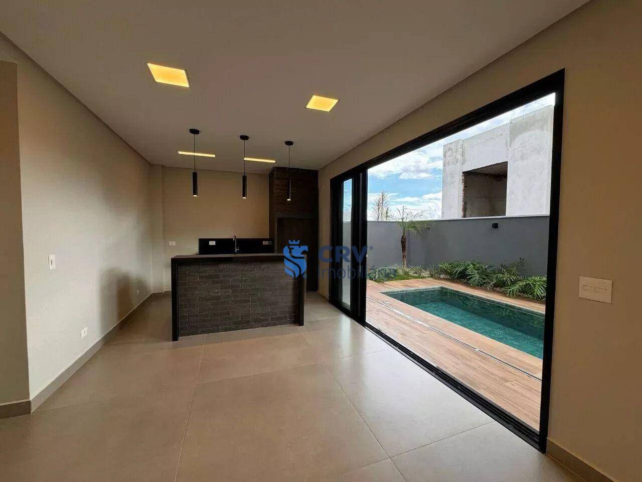 Casa de Condomínio à venda com 4 quartos, 237m² - Foto 4