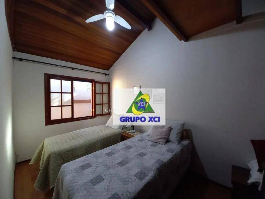 Casa à venda com 2 quartos, 100m² - Foto 4