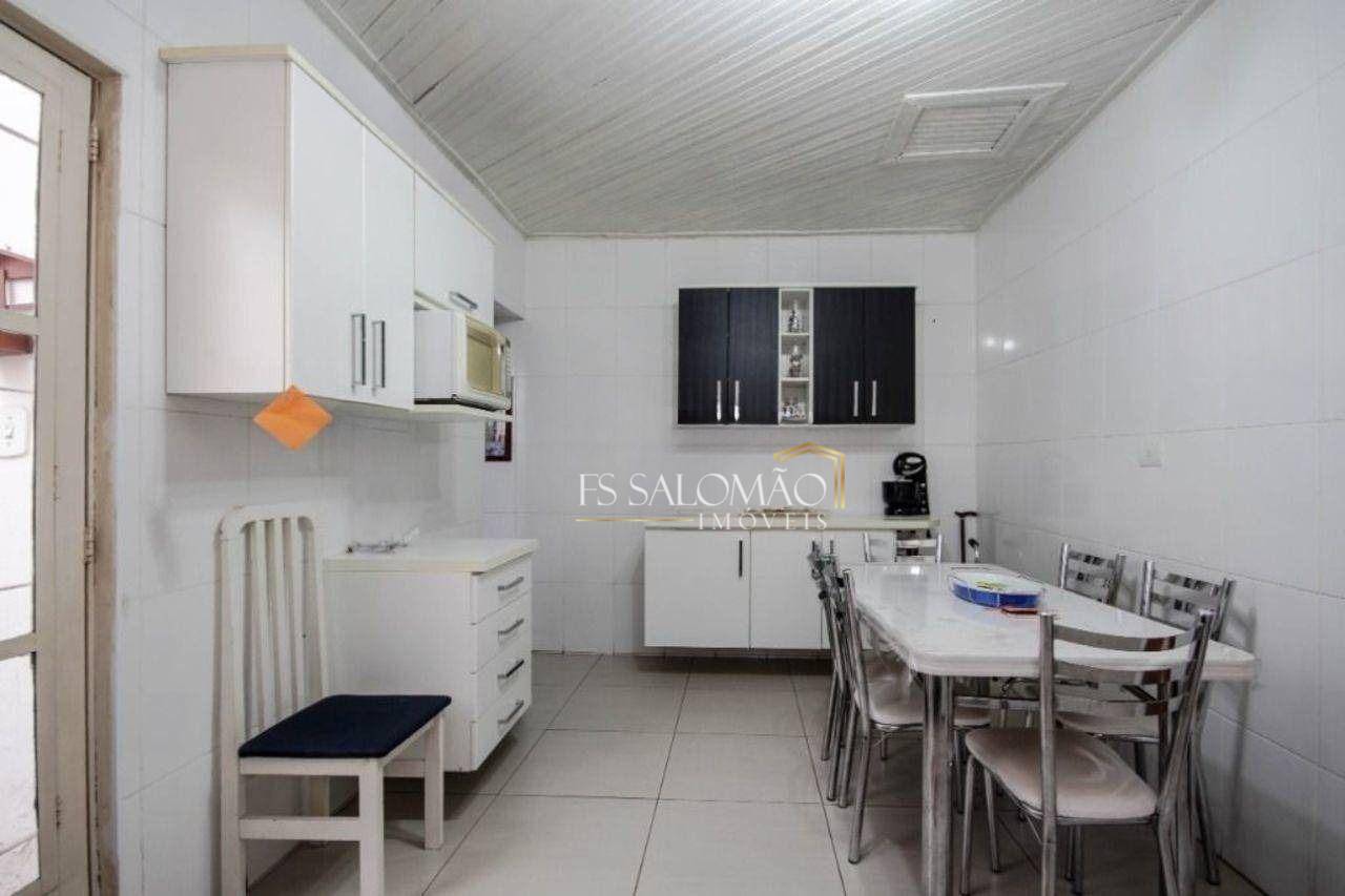 Casa à venda com 3 quartos, 80m² - Foto 6