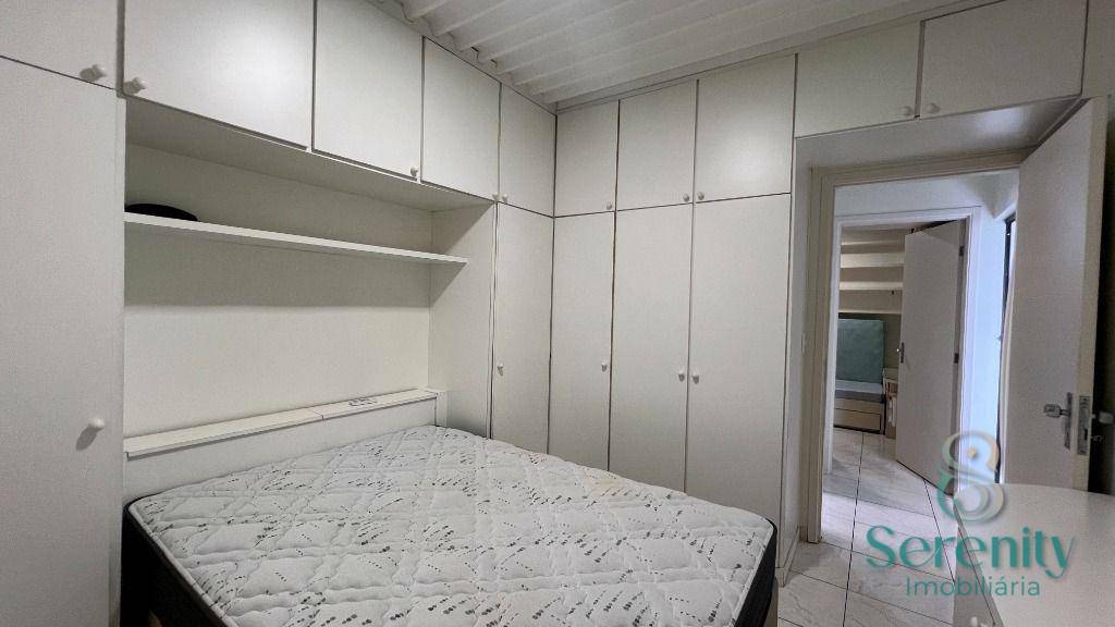 Apartamento para alugar com 2 quartos, 65m² - Foto 18