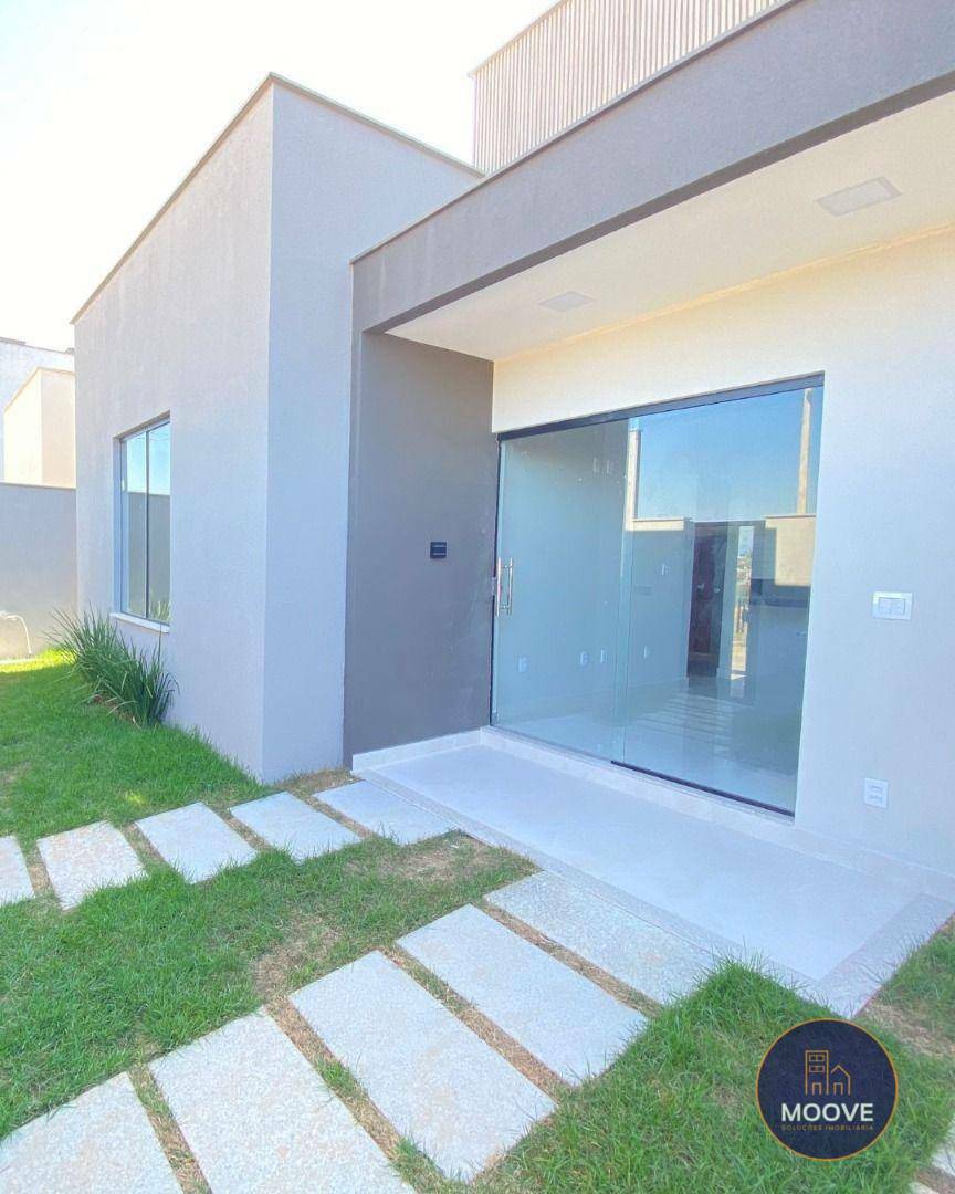 Casa à venda com 3 quartos, 80m² - Foto 1