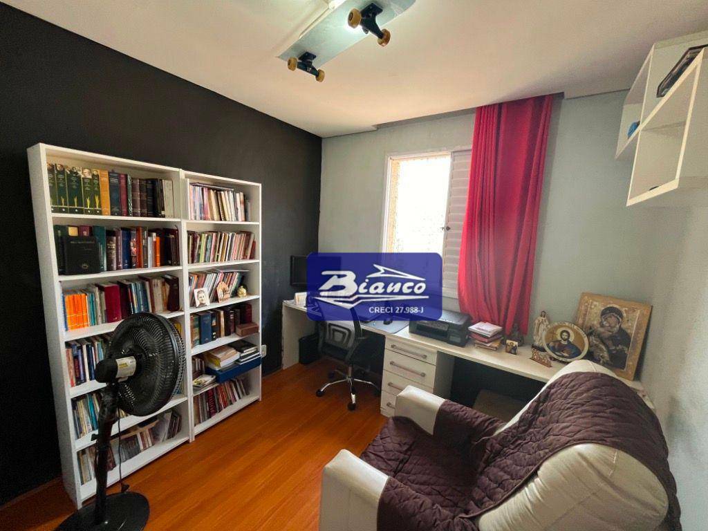 Apartamento à venda com 4 quartos, 114m² - Foto 32