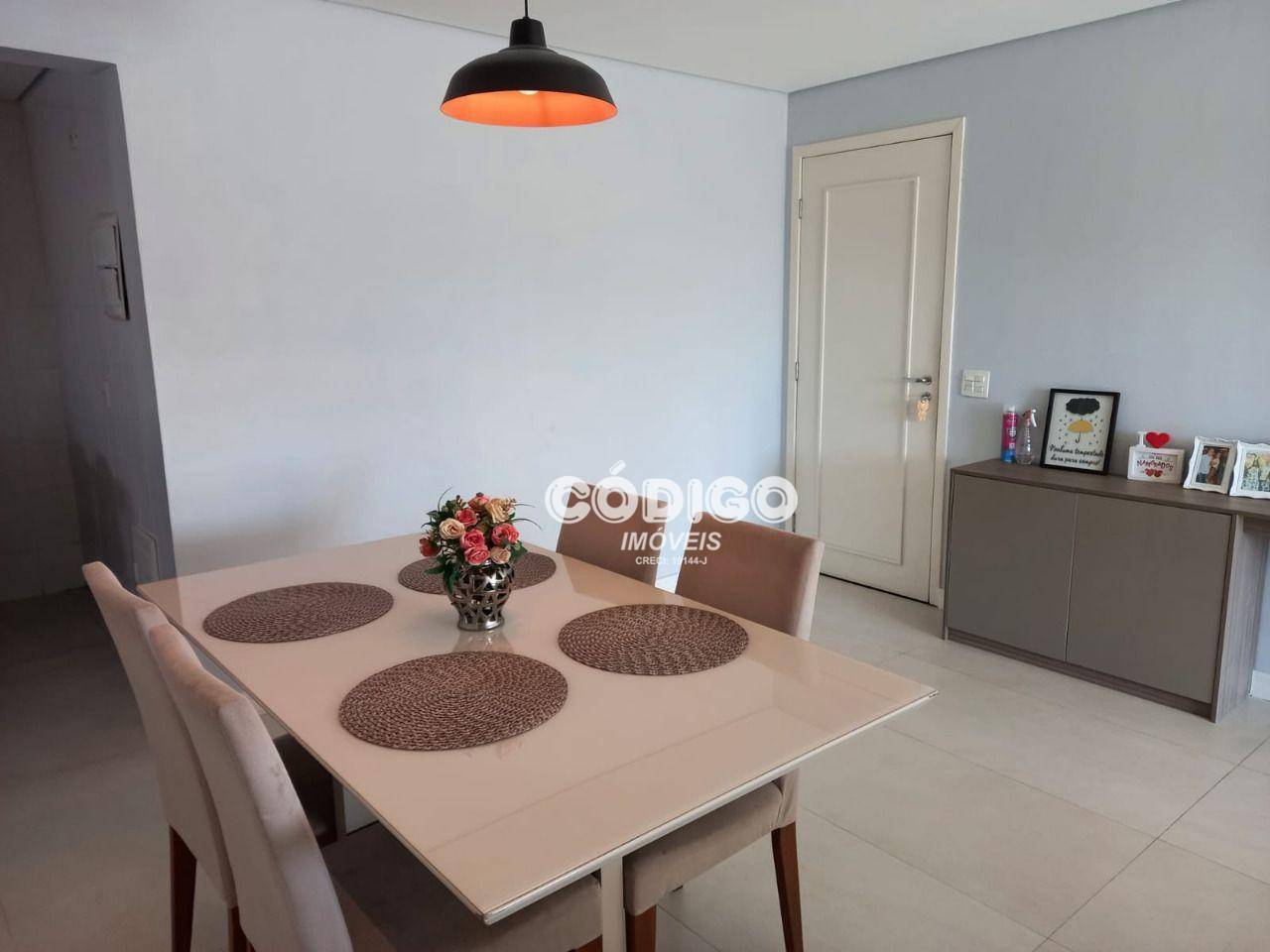 Apartamento à venda com 3 quartos, 96m² - Foto 2