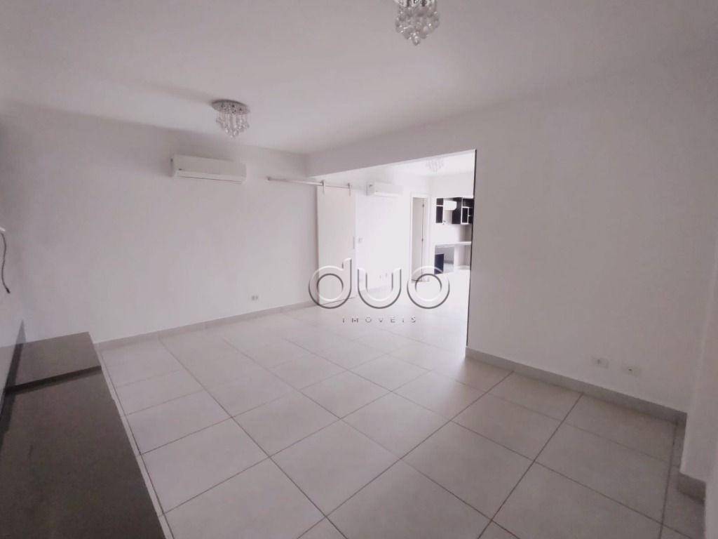 Apartamento para alugar com 3 quartos, 140m² - Foto 11