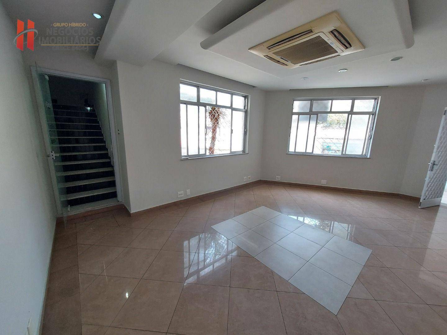 Casa de Condomínio à venda e aluguel com 2 quartos, 310m² - Foto 7