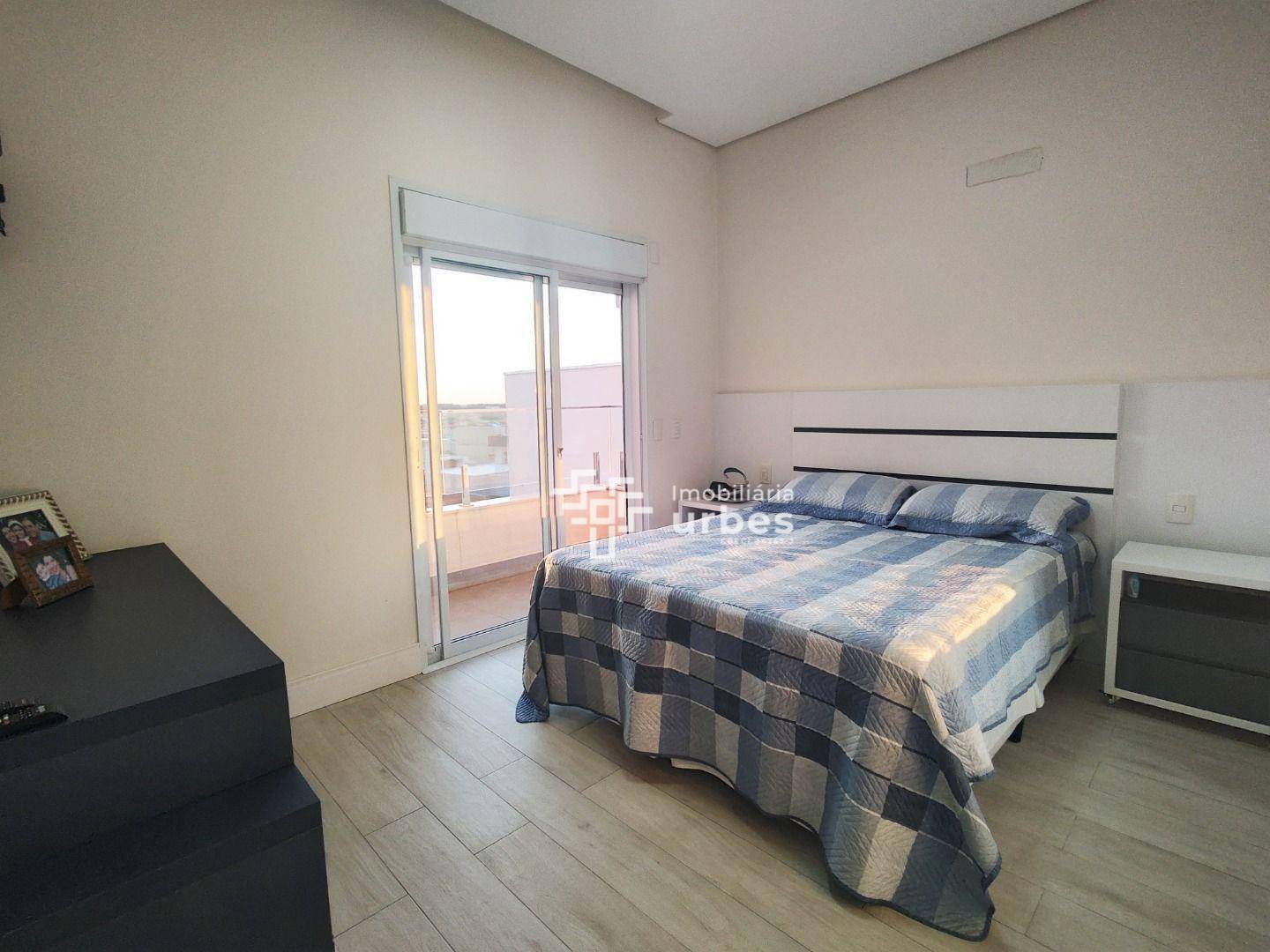 Casa de Condomínio à venda com 3 quartos, 330m² - Foto 15