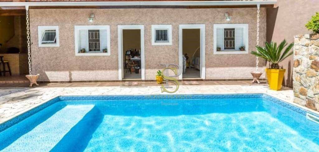 Casa à venda com 5 quartos, 280m² - Foto 3