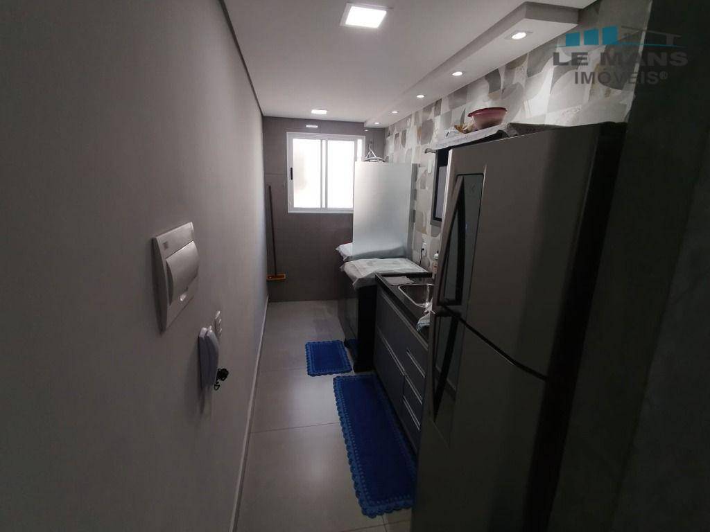 Apartamento à venda com 2 quartos, 44m² - Foto 4