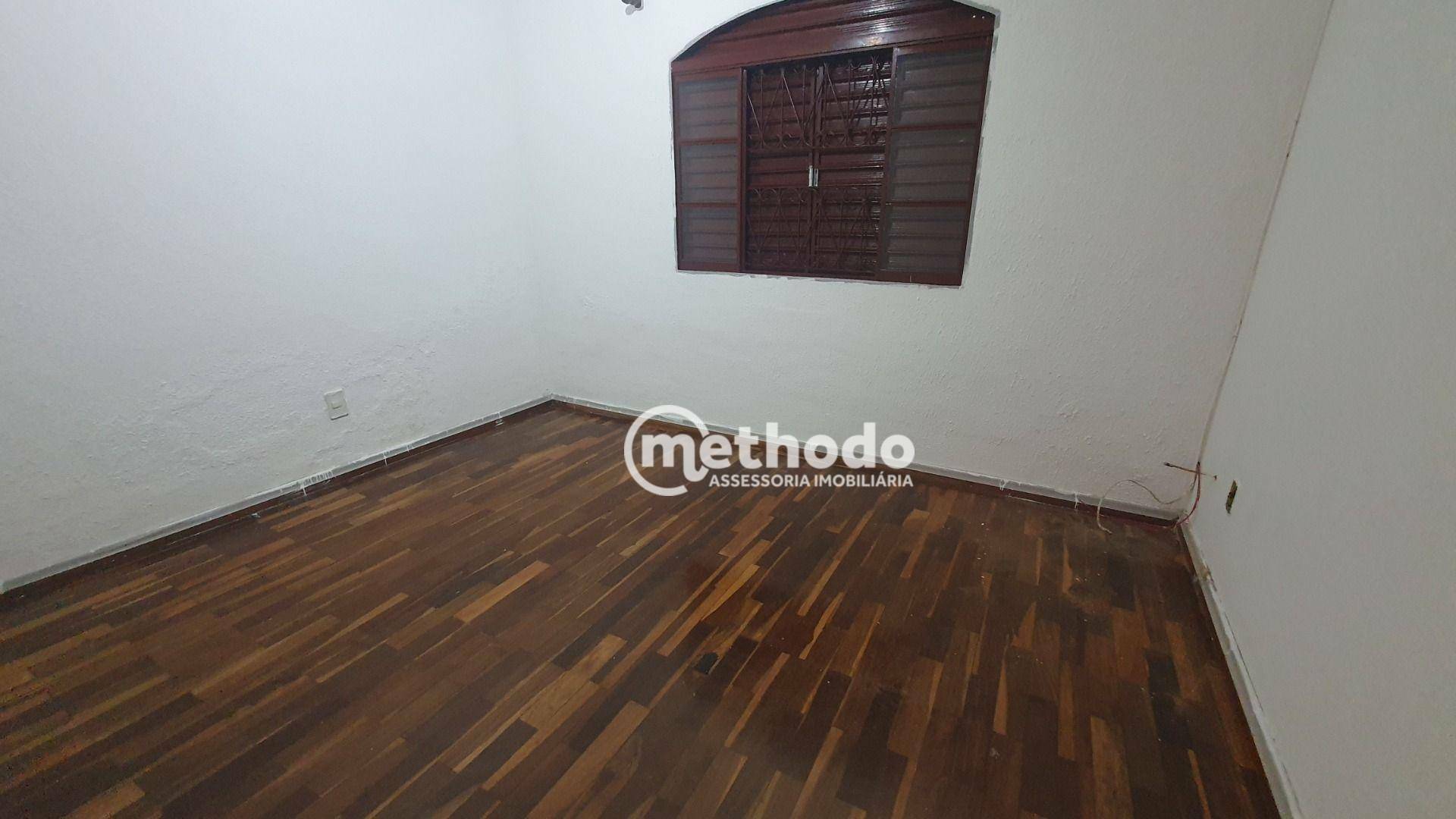 Casa à venda com 3 quartos, 130m² - Foto 4