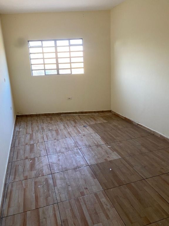 Casa para alugar com 1 quarto, 46m² - Foto 8