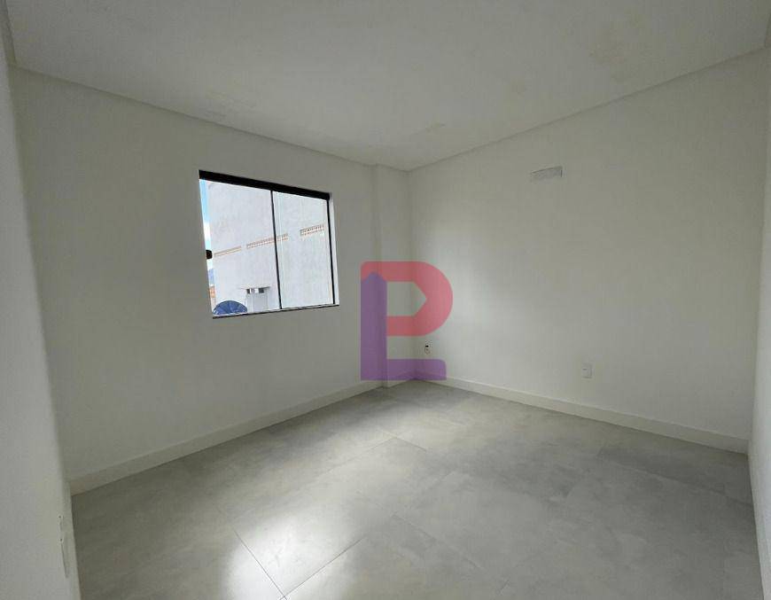 Apartamento à venda com 2 quartos, 62m² - Foto 7