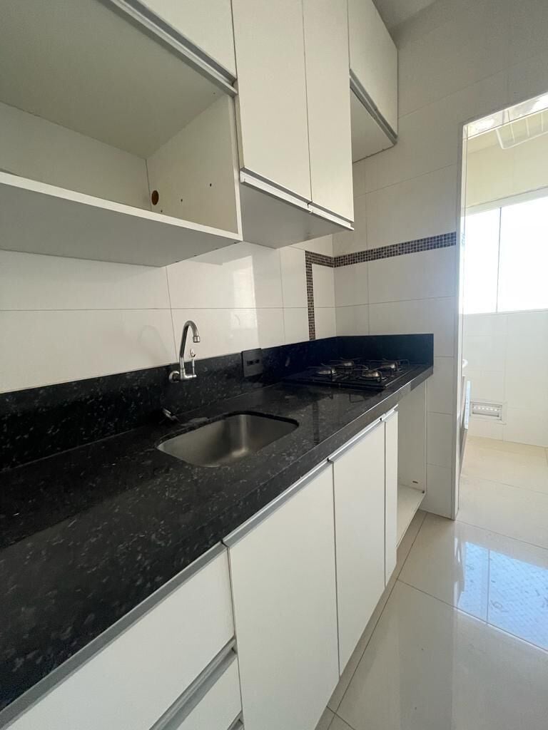 Apartamento à venda com 2 quartos, 53m² - Foto 3