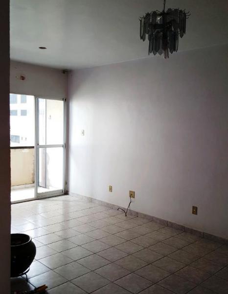 Apartamento à venda com 3 quartos, 80m² - Foto 6