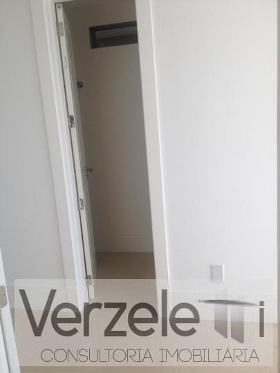 Apartamento à venda com 3 quartos, 180m² - Foto 6