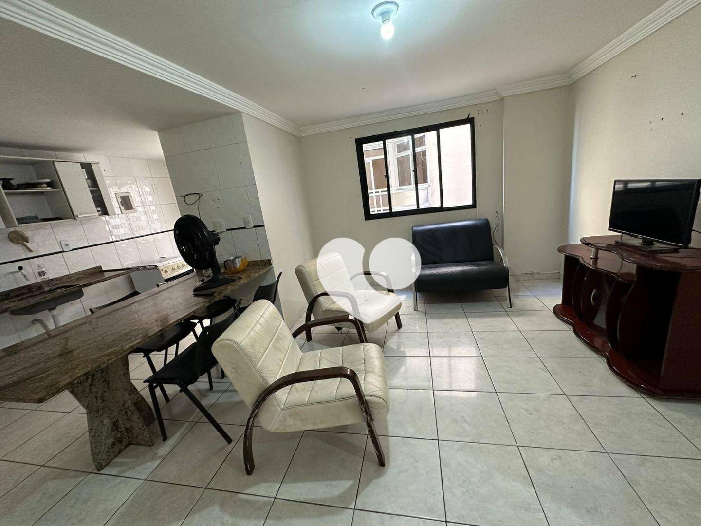 Apartamento à venda com 2 quartos, 100m² - Foto 2