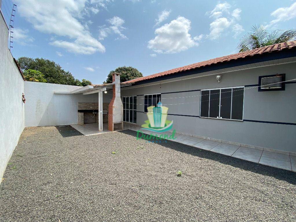 Casa para alugar com 3 quartos, 75m² - Foto 27