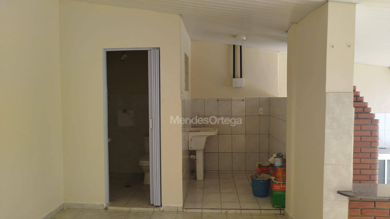 Casa para alugar com 3 quartos, 250m² - Foto 34