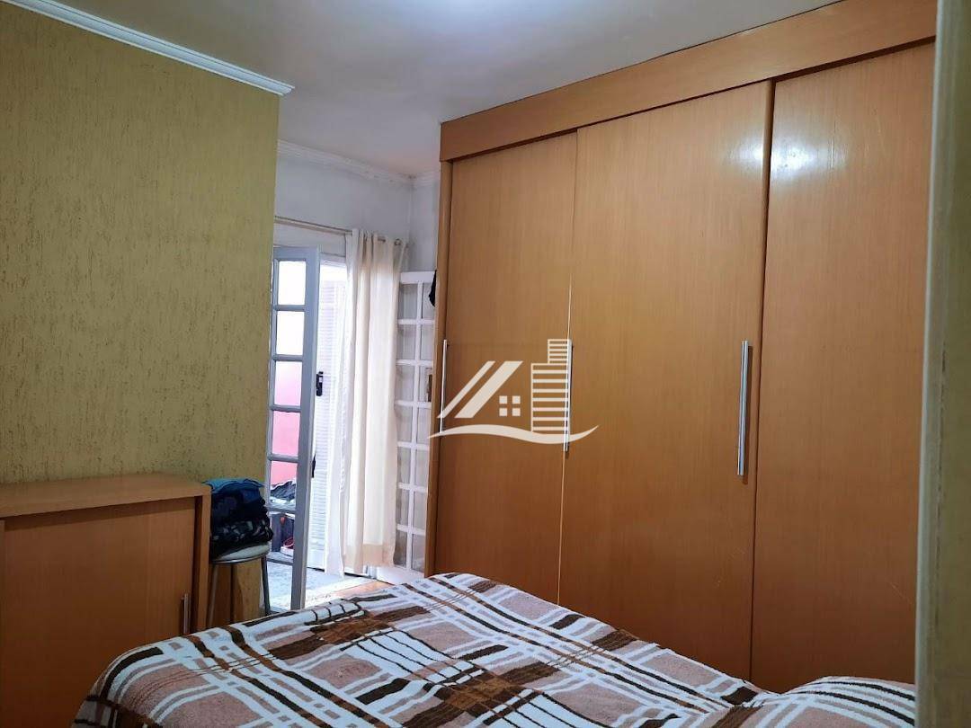 Sobrado à venda com 3 quartos, 80m² - Foto 13