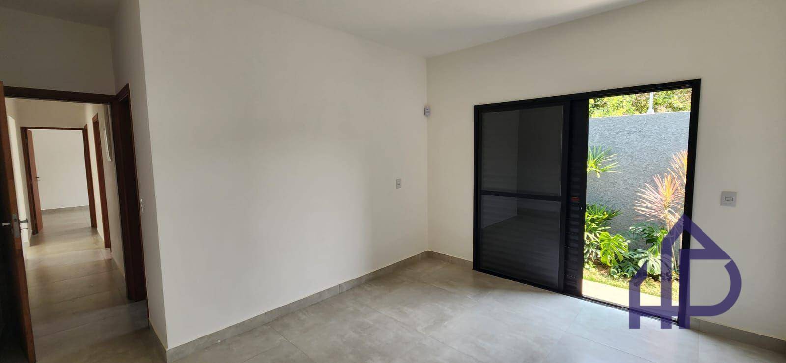 Casa para alugar com 3 quartos, 120m² - Foto 2