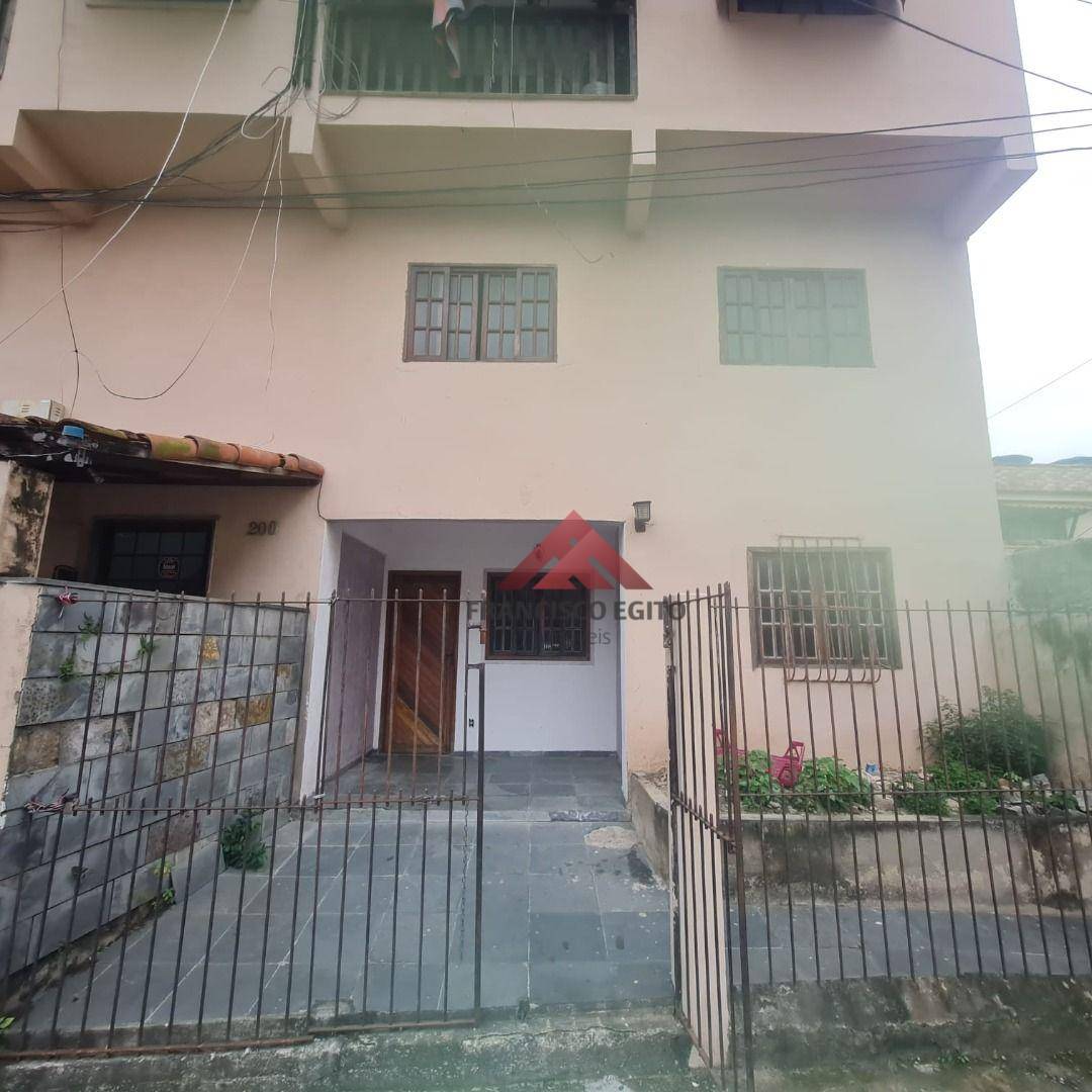 Casa à venda e aluguel com 2 quartos, 40m² - Foto 1