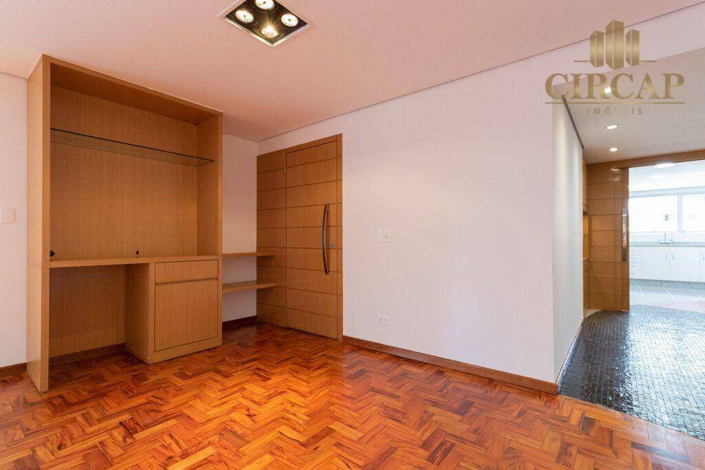 Apartamento à venda com 3 quartos, 125m² - Foto 13