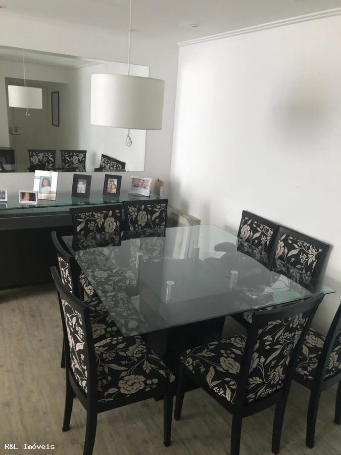 Apartamento à venda com 2 quartos, 64m² - Foto 8