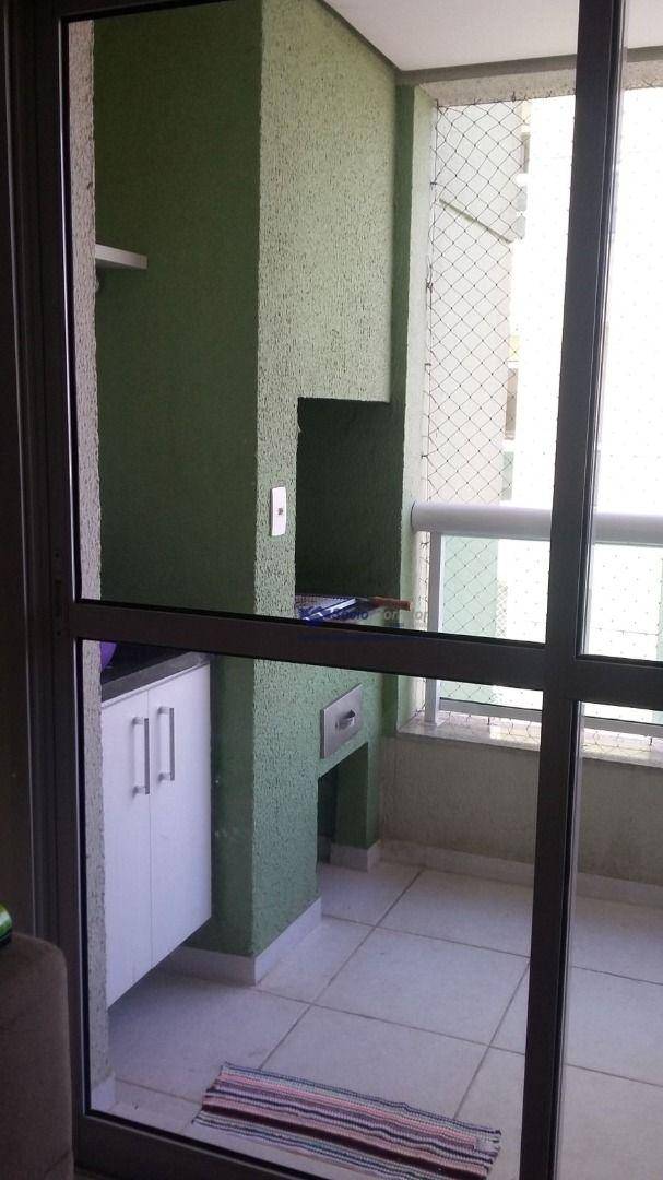 Apartamento à venda com 3 quartos, 80m² - Foto 2