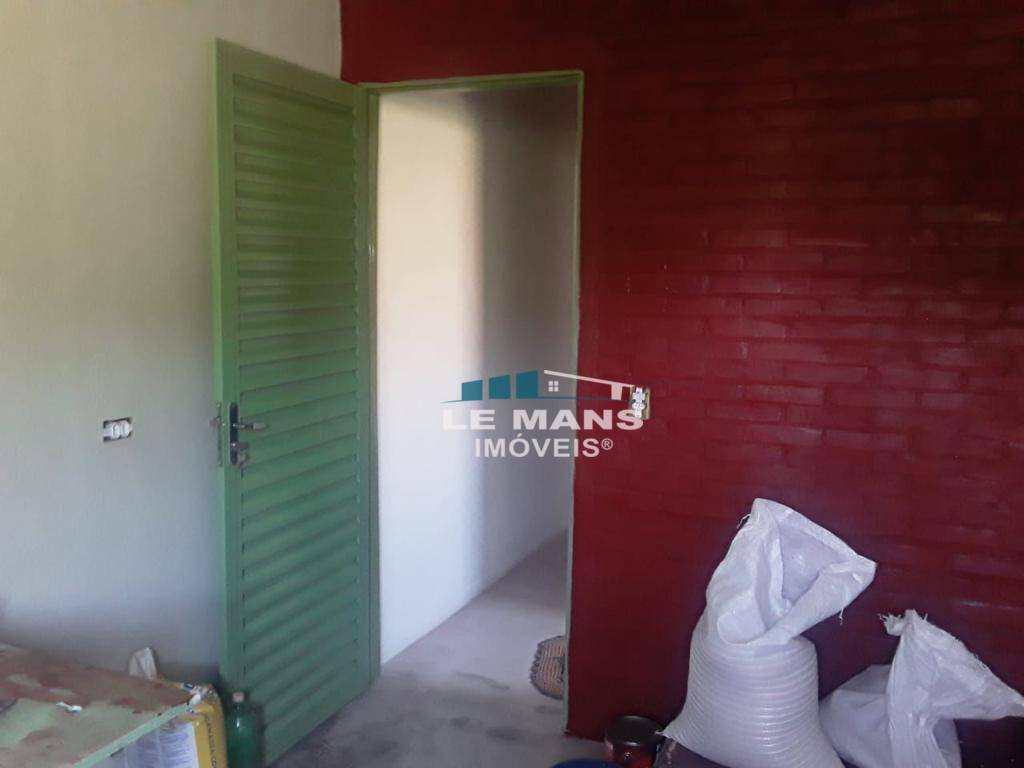 Chácara à venda com 3 quartos, 110m² - Foto 10