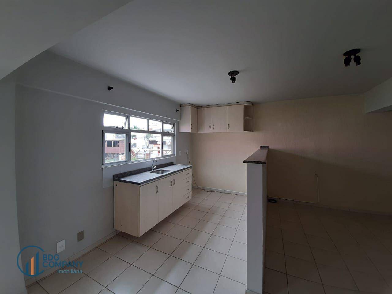 Apartamento para alugar com 1 quarto, 60m² - Foto 7