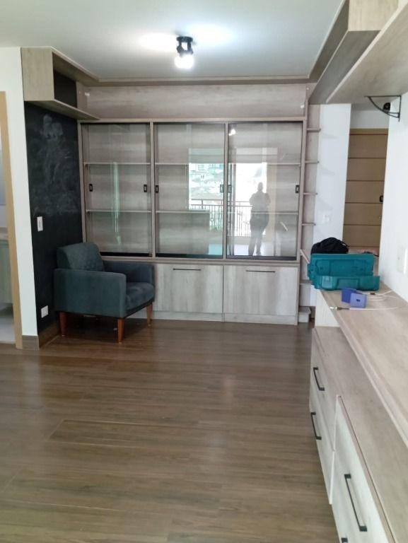 Apartamento à venda com 2 quartos, 74m² - Foto 4