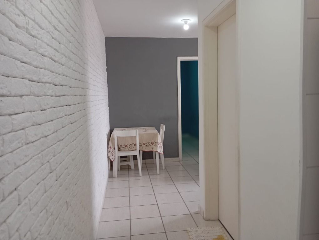 Apartamento à venda com 2 quartos, 42m² - Foto 7