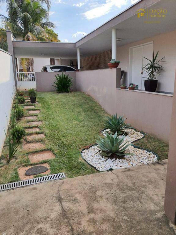 Casa de Condomínio à venda com 3 quartos, 300m² - Foto 15