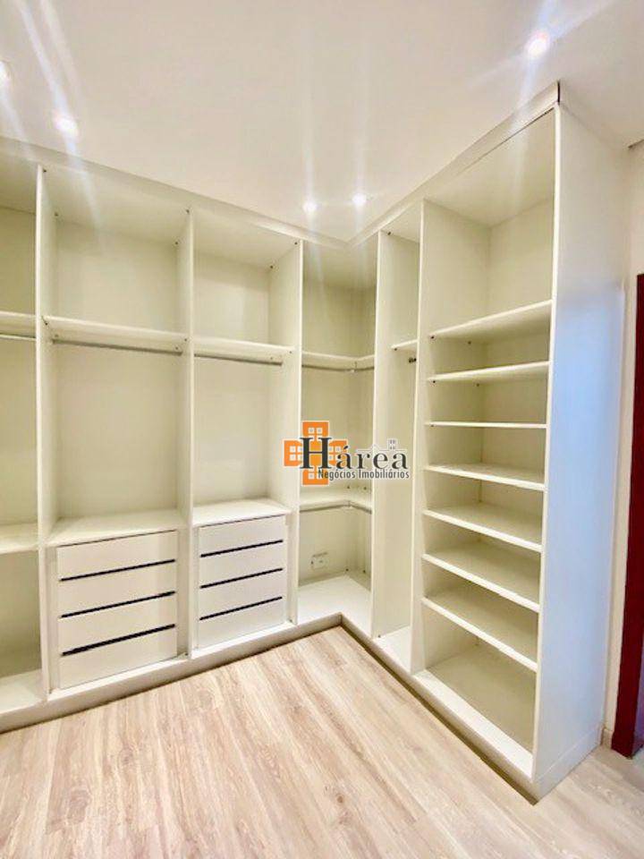Sobrado à venda com 3 quartos, 258m² - Foto 8