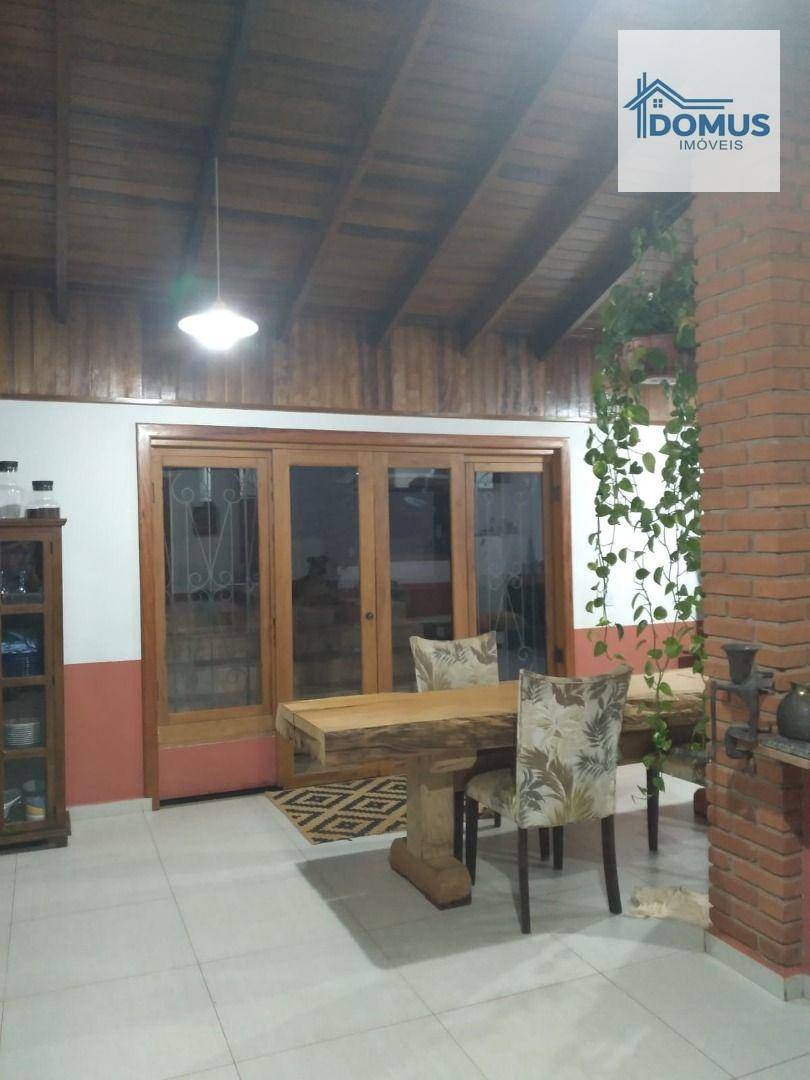 Chácara à venda com 3 quartos, 250m² - Foto 12