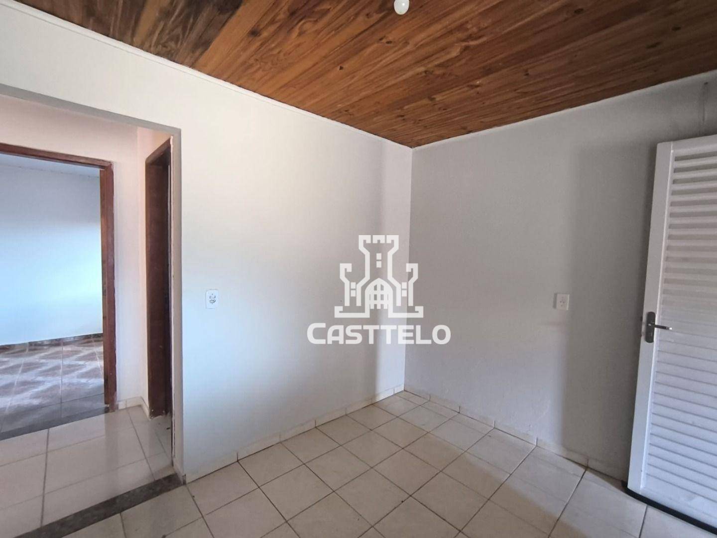 Casa para alugar com 2 quartos, 60m² - Foto 17