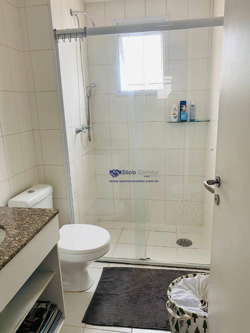 Apartamento à venda com 2 quartos, 64m² - Foto 13